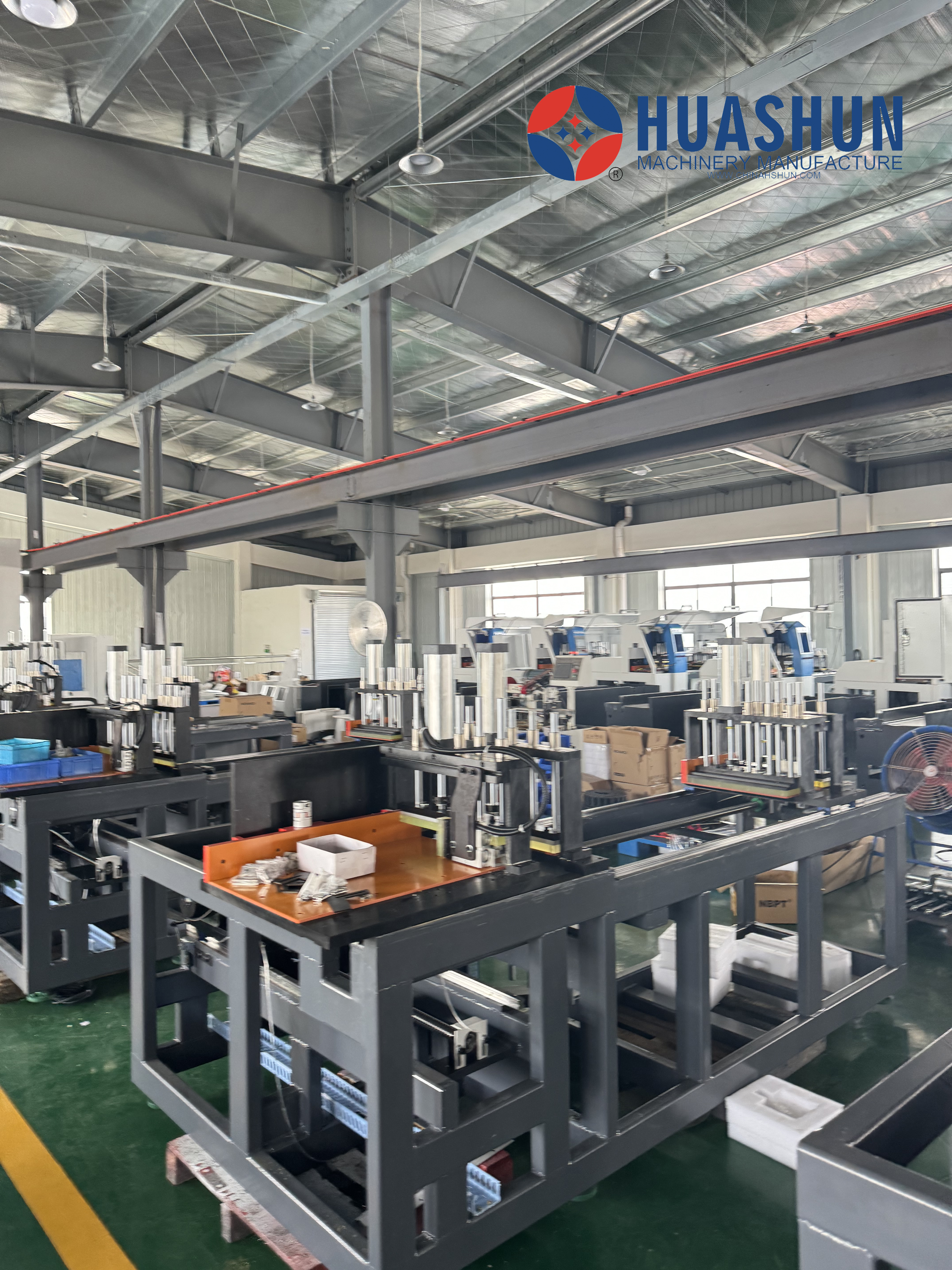 Huashun prepares aluminium cutting machine stocks for you